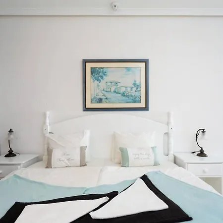 公寓 Stylish With Sea View, Wifi, Heated Pool, Bar