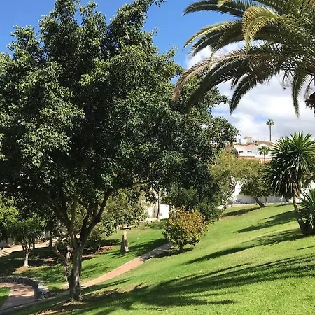 Stylish With Sea View, Wifi, Heated Pool, Bar